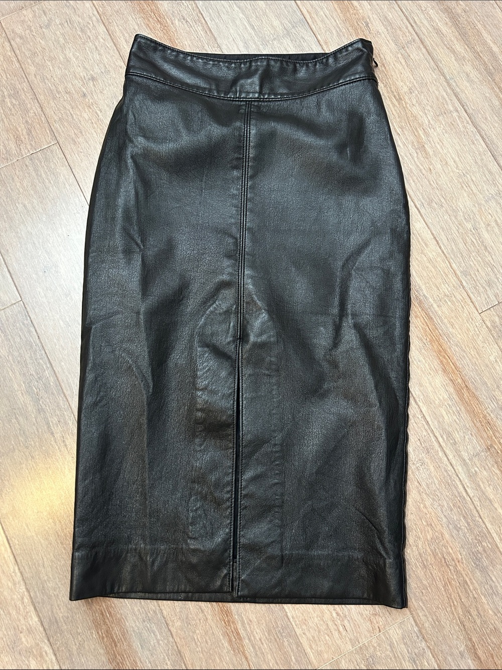 Babaton Pegu Skirt Black Faux Leather Pencil Skirt size 0 waist 25”